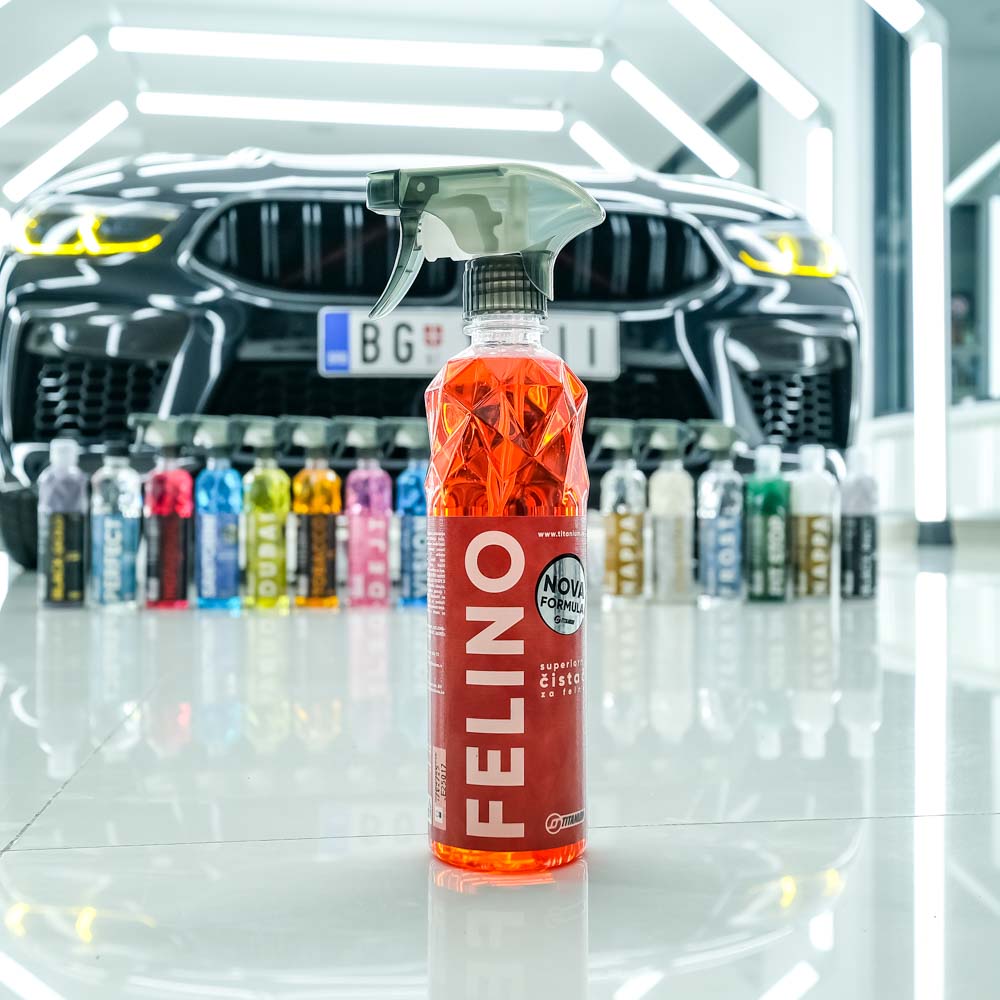 Titanium Felino
